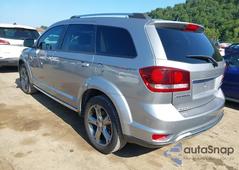 2017 Dodge Journey Crossroad Plus z USA, uszkodzony, nr VIN 3C4PDCGB7HT546269